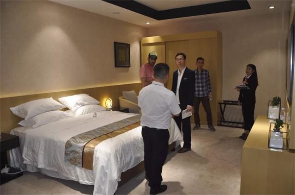 鴻業家具第43屆家博會圓滿成功