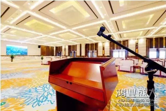 鴻業(yè)盛大主席臺(tái)&mdash;&mdash;牢、句、密、平、正