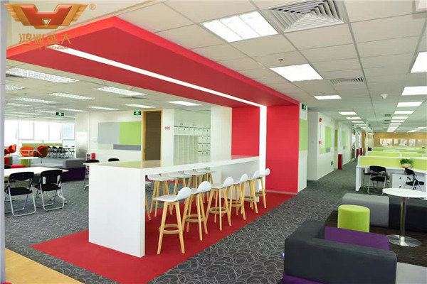 友邦保險(xiǎn)集團(tuán)金融辦公家具配套洽談大廳解決方案