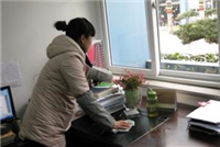 鴻業盛大辦公家具如何保潔？