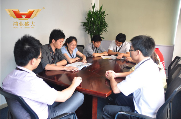 萬戶網絡佛山分公司小型會議室配套方案